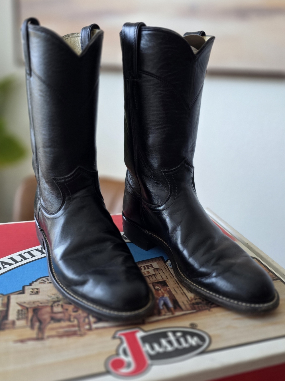 Vintage Justin Black Leather Roper Cowboy Boots